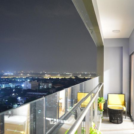 Holiday Republic Saigon Airport Хошимин Экстерьер фото